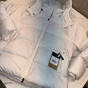 The North Face Women's Cream Puffer Jacket